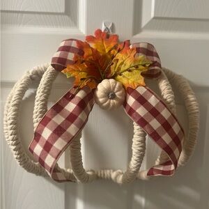 Pumpkin, twine, fall/autumn wall/ front door decor